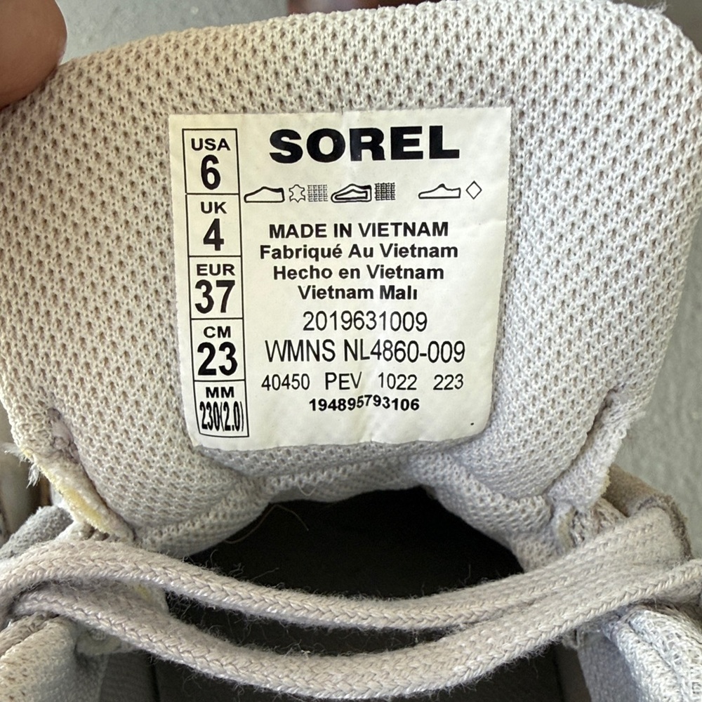 Sorel NIB Out N About - Picture 7 of 9